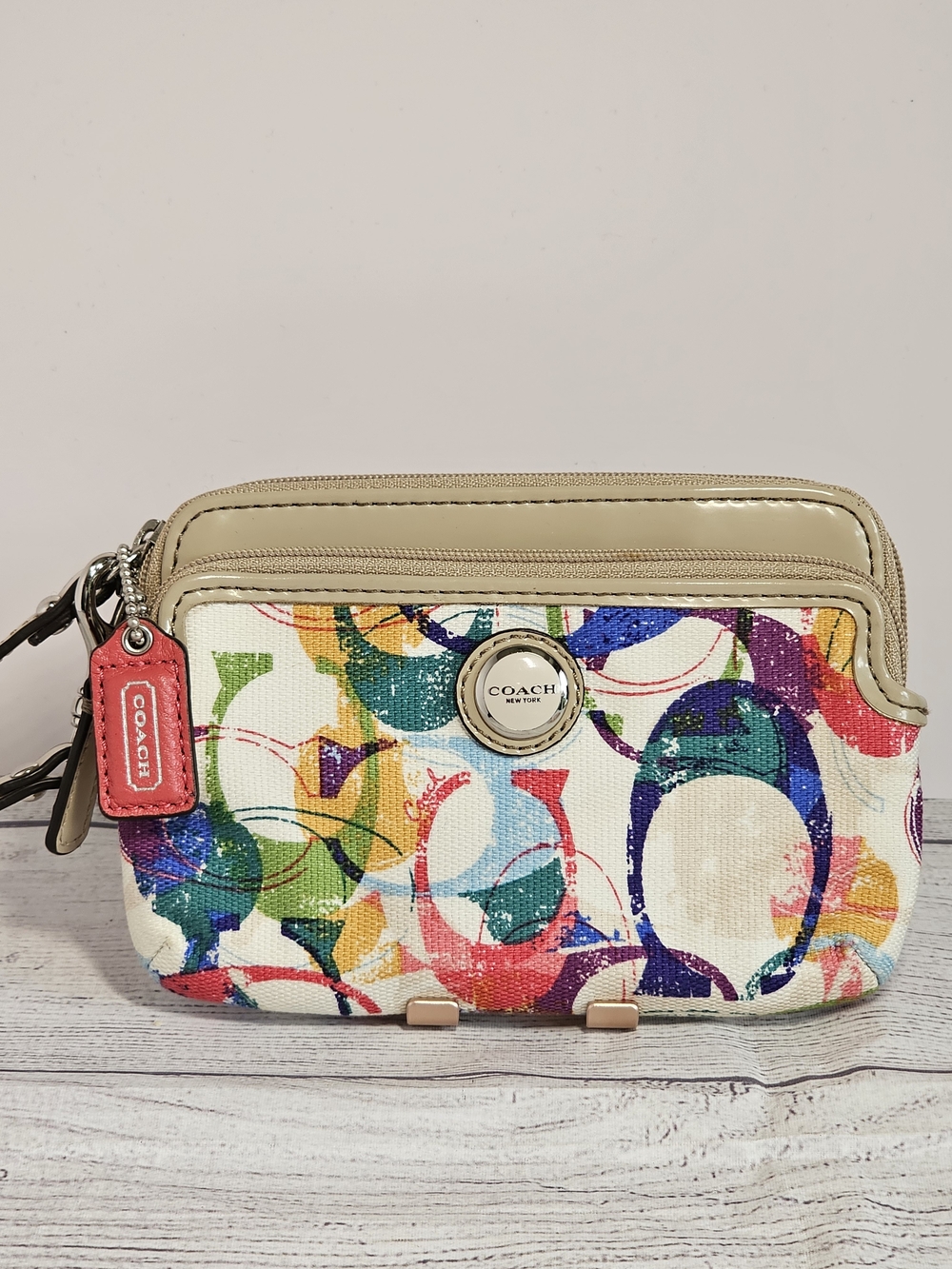 EUC Coach Poppy Graffiti Double Zip Wristlet Wallet